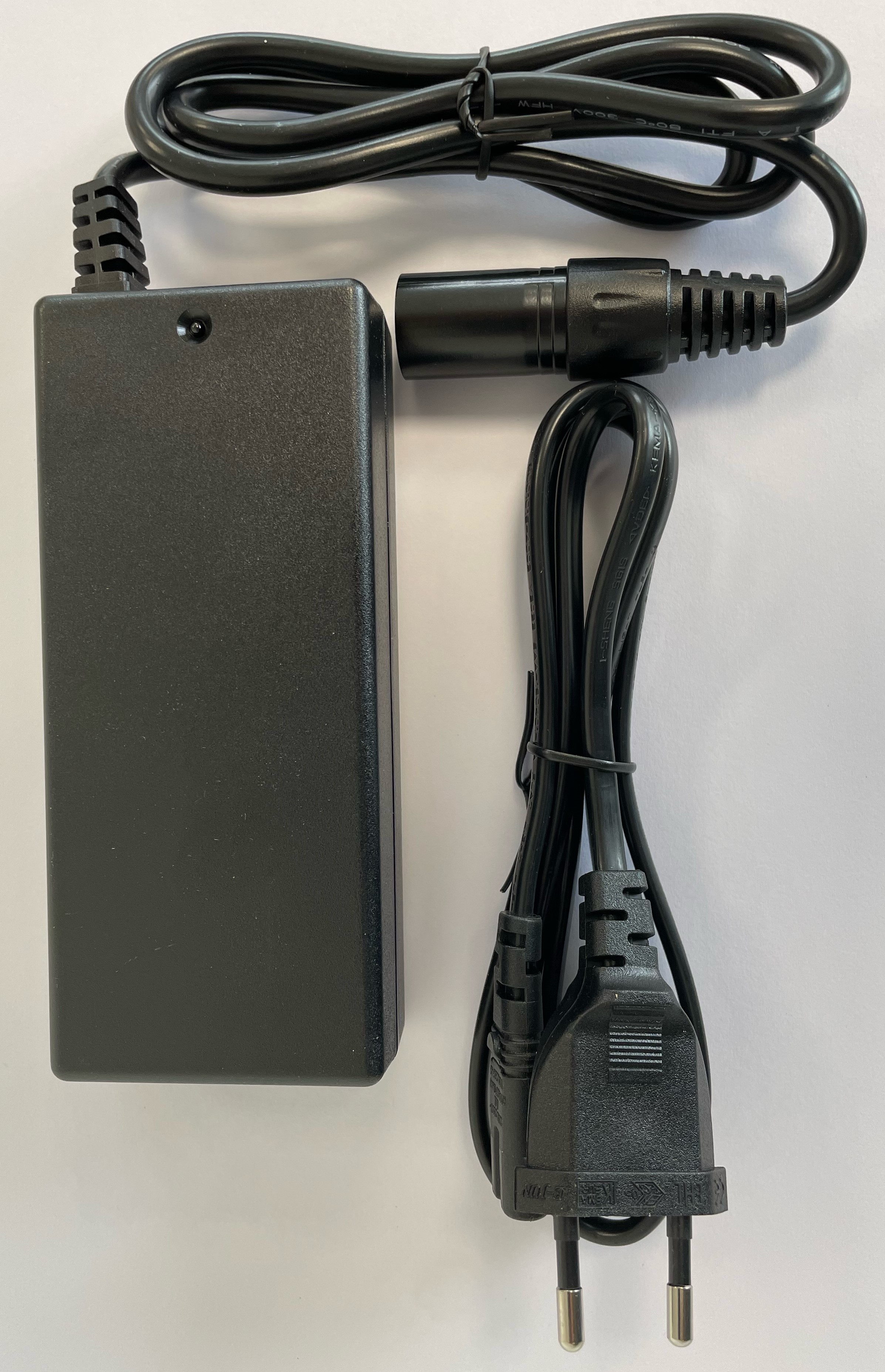 Ladegerät 25 Volt XLR 3-Polig BMZ