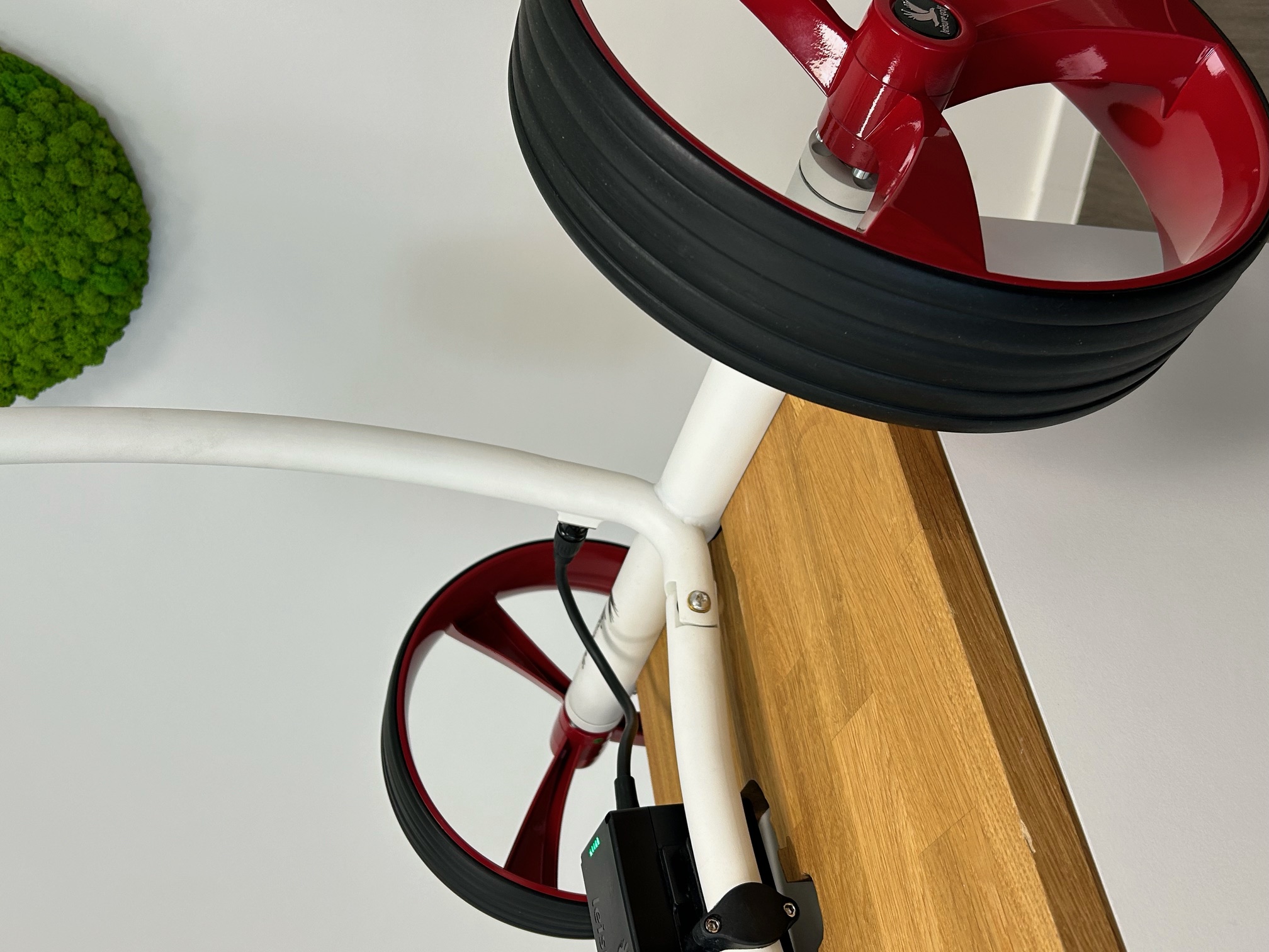 Elektro Golftrolley Ikarus Curve 2.0 White Edition